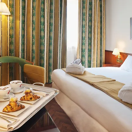 Hotel Ferretti Catullo 4*
